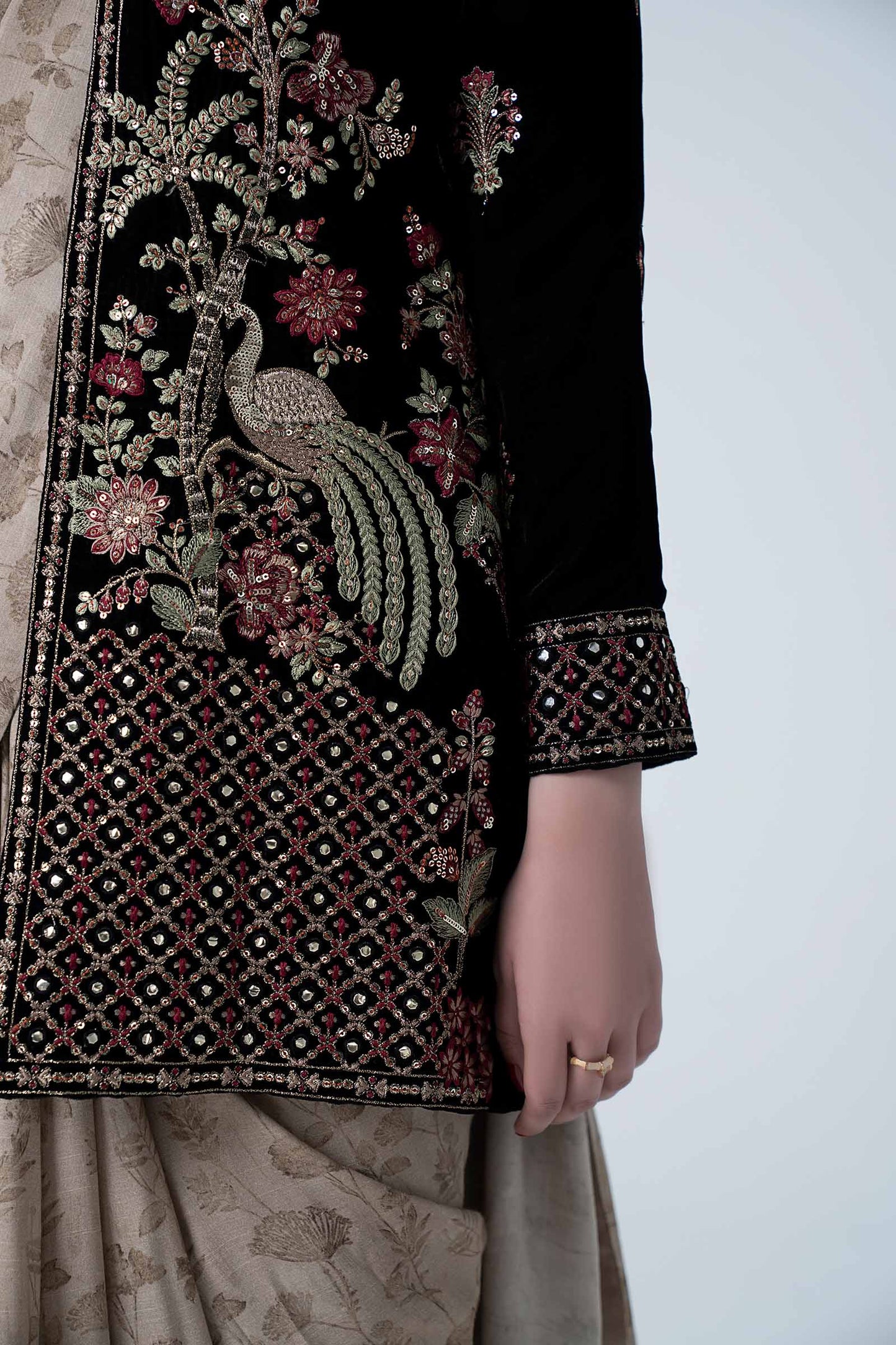 2 Pc Saree Jacket MB-WF24-51-Black & Coffee